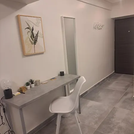 Centerstage1 Boutique - Hemisphere1 Stylish Lejlighed Thessaloníki